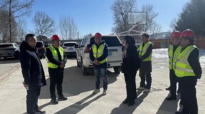 甘肅建科院紀委書記、工會主席趙欣赴積石山災后維修項目部慰問一線員工